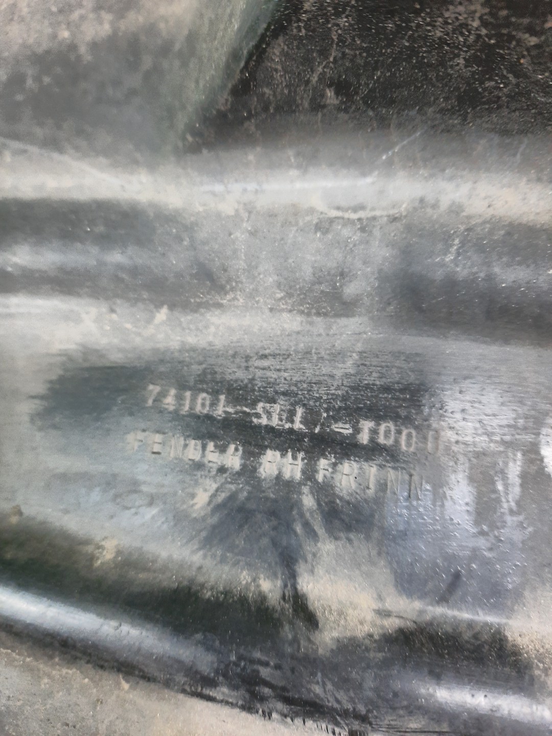 Защита под крыло правая передняя HONDA FIT ARIA GD8 74101-SEL-T000 2 ракурс