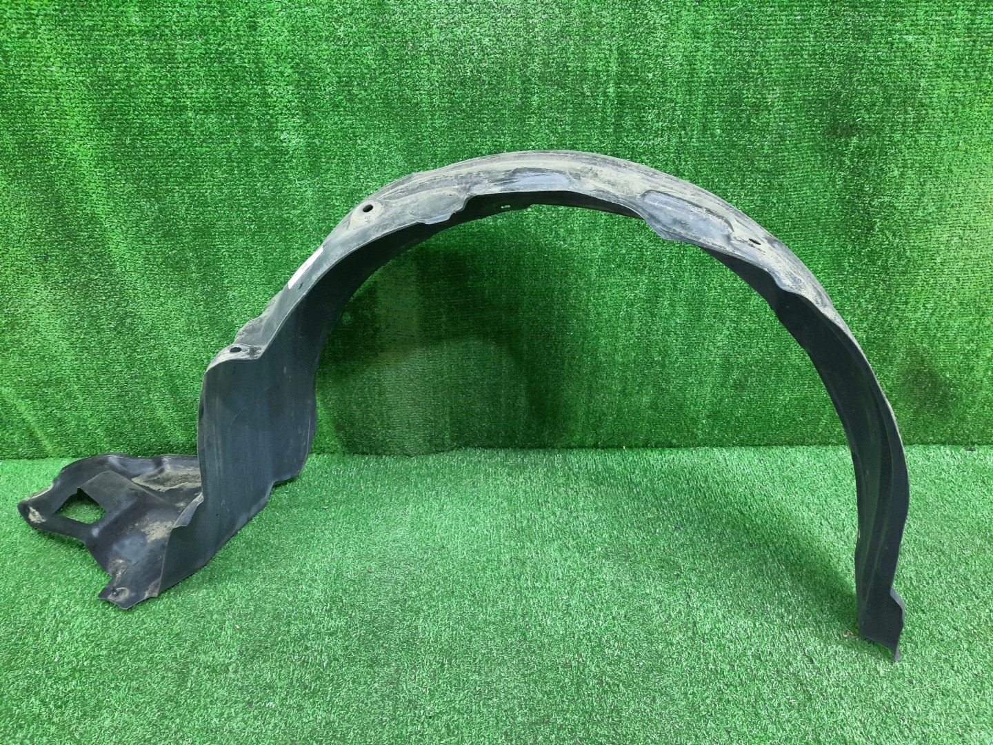Защита под крыло правая передняя TOYOTA COROLLA FIELDER NZE121G 53875-12280 2 ракурс