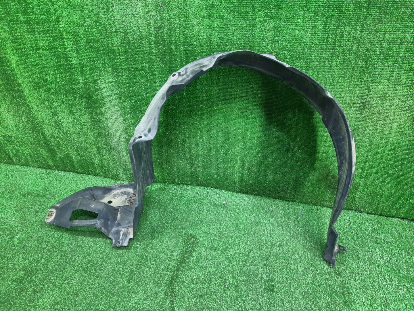 Защита под крыло правая передняя TOYOTA AXIO, COROLLA FIELDER, COROLLA  AXIO, FIELDER NZE141, NZE144, ZRE142, ZRE144, ZRE144G, ZRE142G, NZE144G, NZE141G 53875-12440 1 ракурс