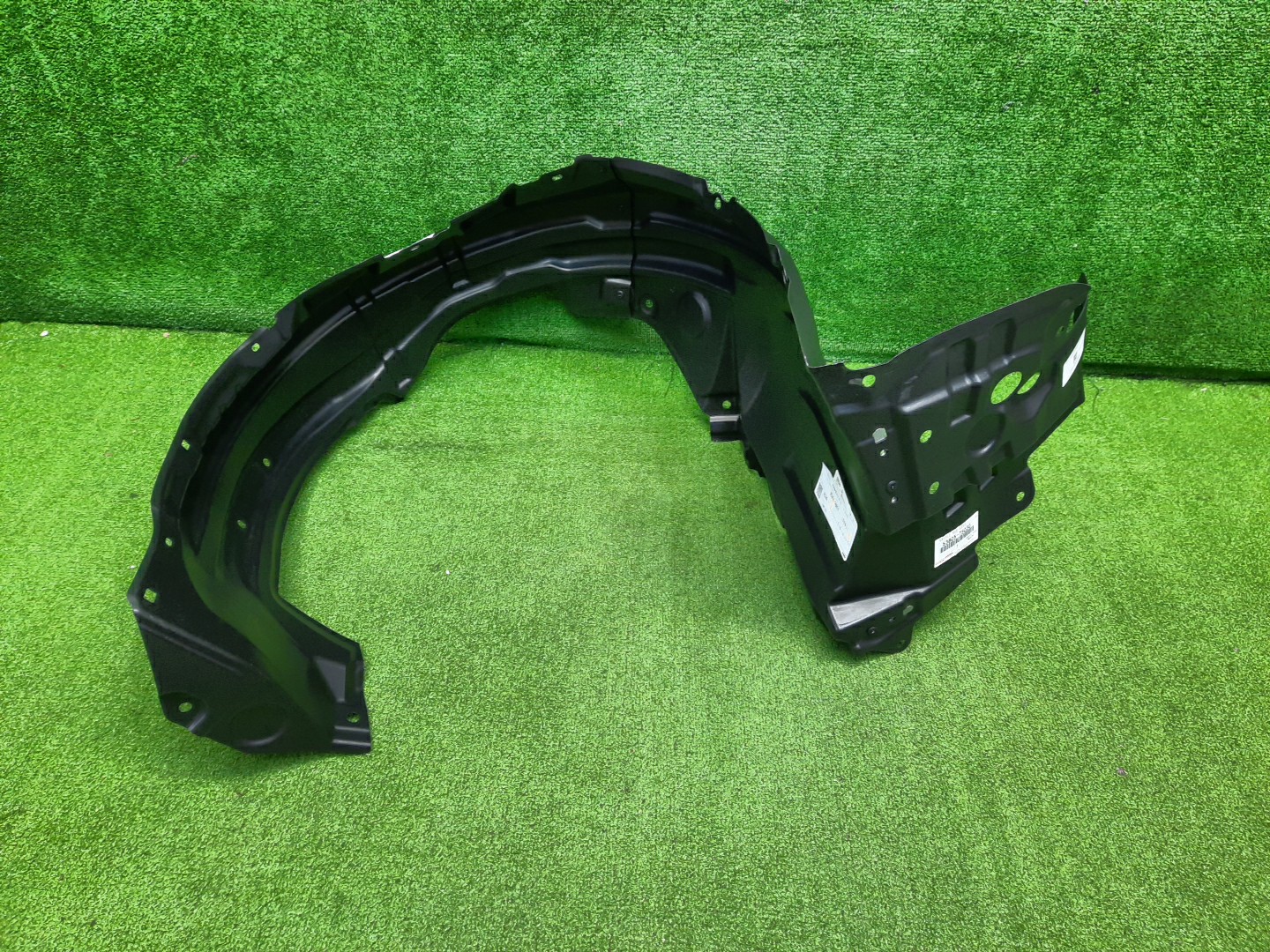 Защита под крыло правая передняя TOYOTA SAI AZK10 53805-75030 3 ракурс