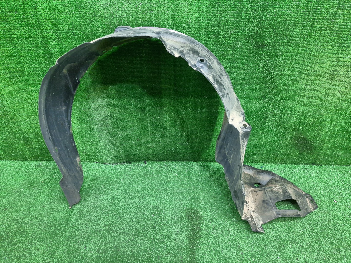 Защита под крыло левая передняя TOYOTA AXIO, COROLLA FIELDER, COROLLA  AXIO, FIELDER NZE141, NZE144, ZRE142, ZRE144, ZRE144G, ZRE142G, NZE144G, NZE141G 53876-12420 1 ракурс