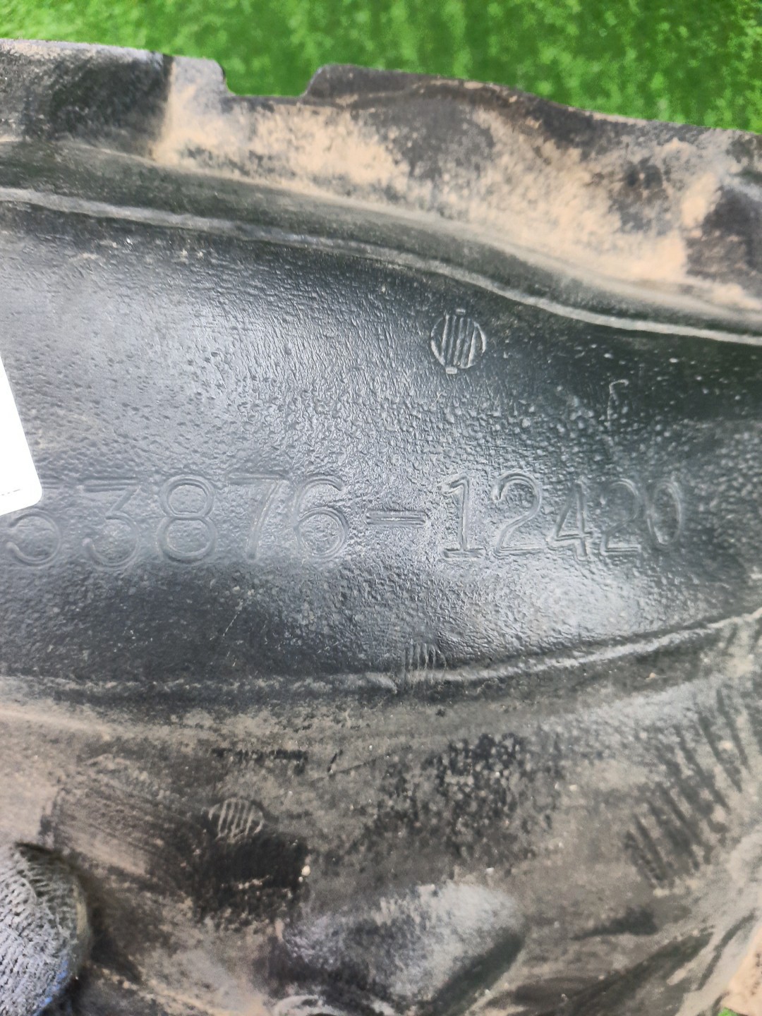 Защита под крыло левая передняя TOYOTA AXIO, COROLLA FIELDER, COROLLA  AXIO, FIELDER NZE141, NZE144, ZRE142, ZRE144, ZRE144G, ZRE142G, NZE144G, NZE141G 53876-12420 2 ракурс