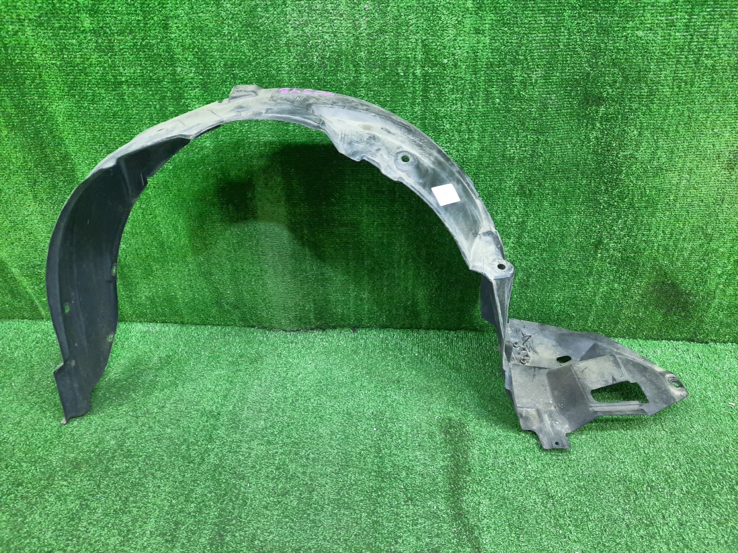 Защита под крыло левая передняя TOYOTA AXIO, COROLLA FIELDER, COROLLA AXIO, FIELDER NZE141, NZE144, ZRE142, ZRE144, ZRE144G, ZRE142G, NZE144G, NZE141G 53876-12420 1 ракурс Защита под крыло левая передняя TOYOTA AXIO, COROLLA FIELDER, COROLLA AXIO, FIELDER NZE141, NZE144, ZRE142, ZRE144, ZRE144G, ZRE142G, NZE144G, NZE141G 53876-12420 1 ракурс