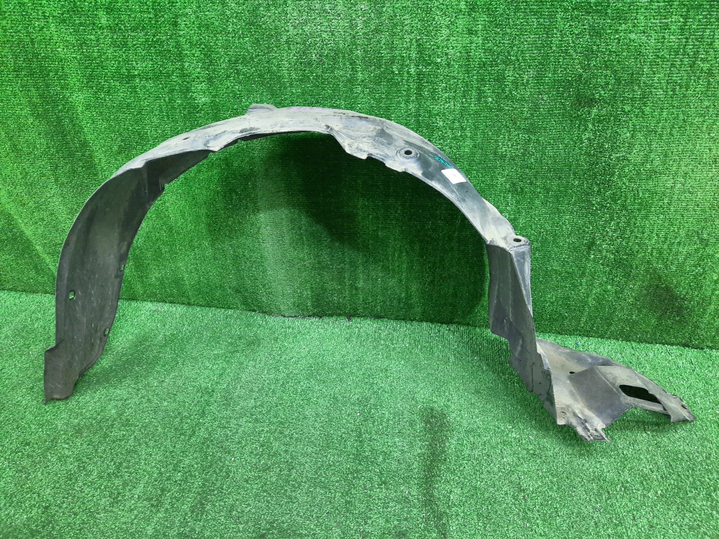 Защита под крыло левая передняя TOYOTA AXIO, COROLLA FIELDER, COROLLA AXIO, FIELDER NZE141, NZE144, ZRE142, ZRE144, ZRE144G, ZRE142G, NZE144G, NZE141G 53876-12420 1 ракурс Защита под крыло левая передняя TOYOTA AXIO, COROLLA FIELDER, COROLLA AXIO, FIELDER NZE141, NZE144, ZRE142, ZRE144, ZRE144G, ZRE142G, NZE144G, NZE141G 53876-12420 1 ракурс
