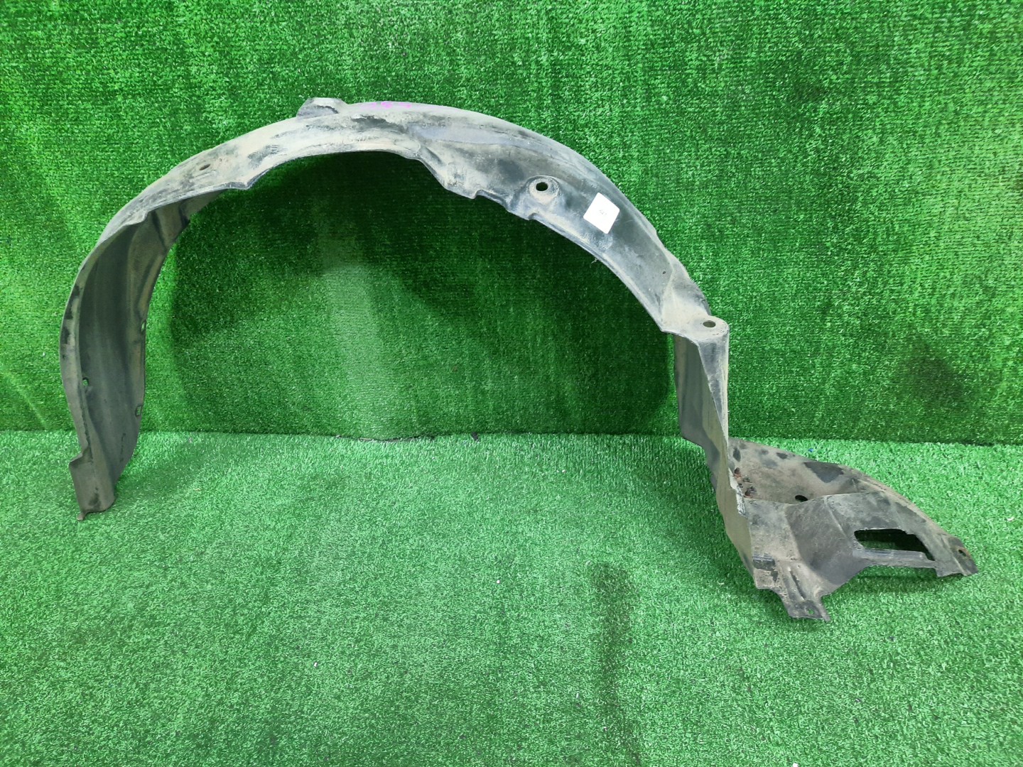 Защита под крыло левая передняя TOYOTA AXIO, COROLLA FIELDER, COROLLA AXIO, FIELDER NZE141, NZE144, ZRE142, ZRE144, ZRE144G, ZRE142G, NZE144G, NZE141G 53876-12420 1 ракурс Защита под крыло левая передняя TOYOTA AXIO, COROLLA FIELDER, COROLLA AXIO, FIELDER NZE141, NZE144, ZRE142, ZRE144, ZRE144G, ZRE142G, NZE144G, NZE141G 53876-12420 1 ракурс