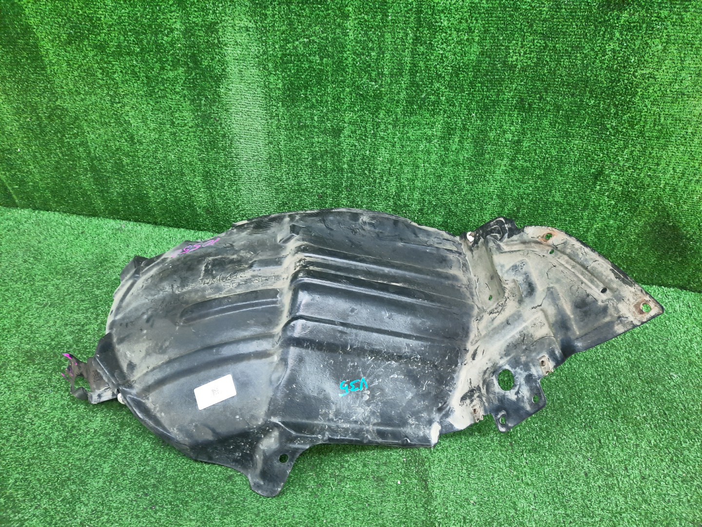 Защита под крыло левая передняя NISSAN SKYLINE V35 63845-AL500 1 ракурс