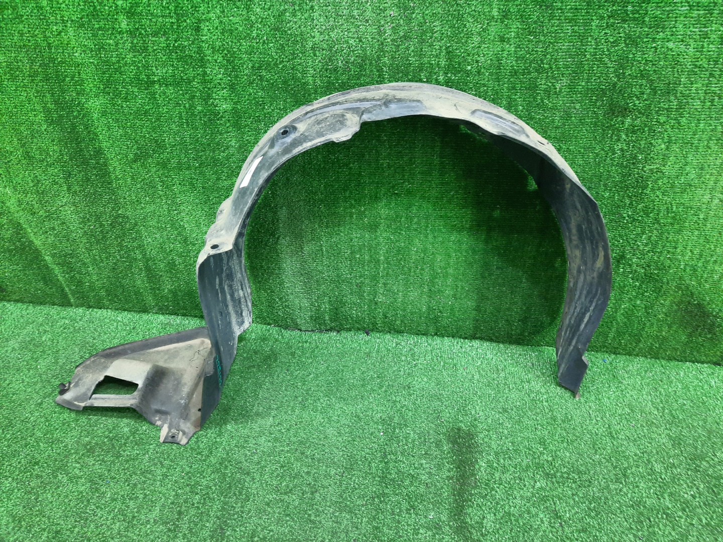 Защита под крыло правая передняя TOYOTA COROLLA FIELDER ZZE122G 53875-12280 1 ракурс