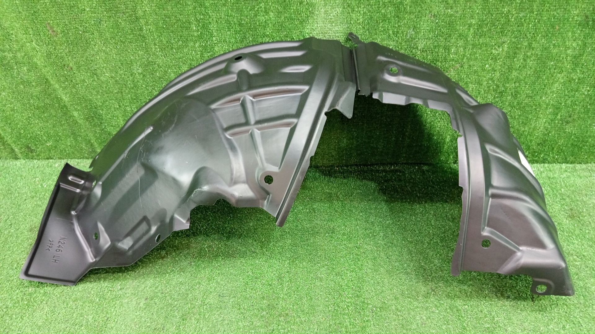 Защита под крыло левая передняя MAZDA ROADSTER ND5RC N246-56-140A 1 ракурс