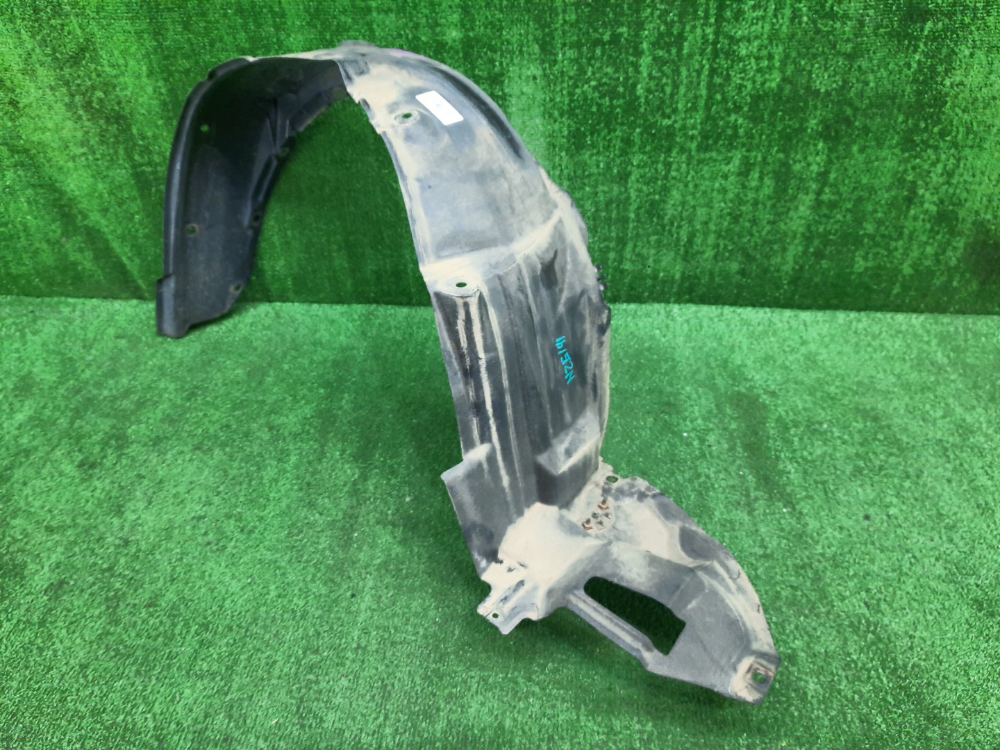 Защита под крыло левая передняя TOYOTA AXIO, COROLLA FIELDER, COROLLA AXIO, FIELDER NZE141, NZE144, ZRE142, ZRE144, ZRE144G, ZRE142G, NZE144G, NZE141G 53876-12420 1 ракурс Защита под крыло левая передняя TOYOTA AXIO, COROLLA FIELDER, COROLLA AXIO, FIELDER NZE141, NZE144, ZRE142, ZRE144, ZRE144G, ZRE142G, NZE144G, NZE141G 53876-12420 1 ракурс