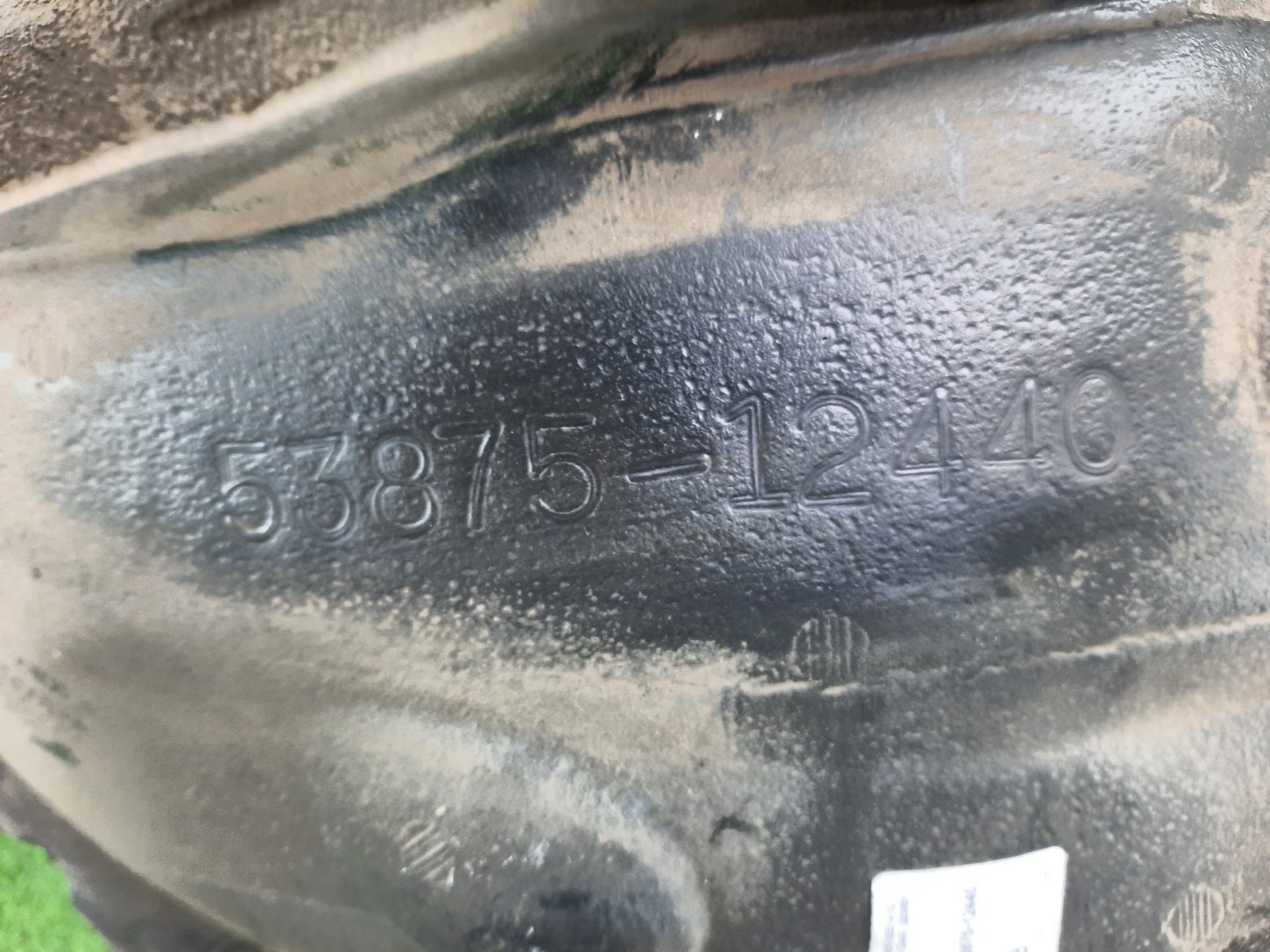 Защита под крыло правая передняя TOYOTA AXIO, COROLLA FIELDER, COROLLA  AXIO, FIELDER NZE141, NZE144, ZRE142, ZRE144, ZRE144G, ZRE142G, NZE144G, NZE141G 53875-12440 3 ракурс