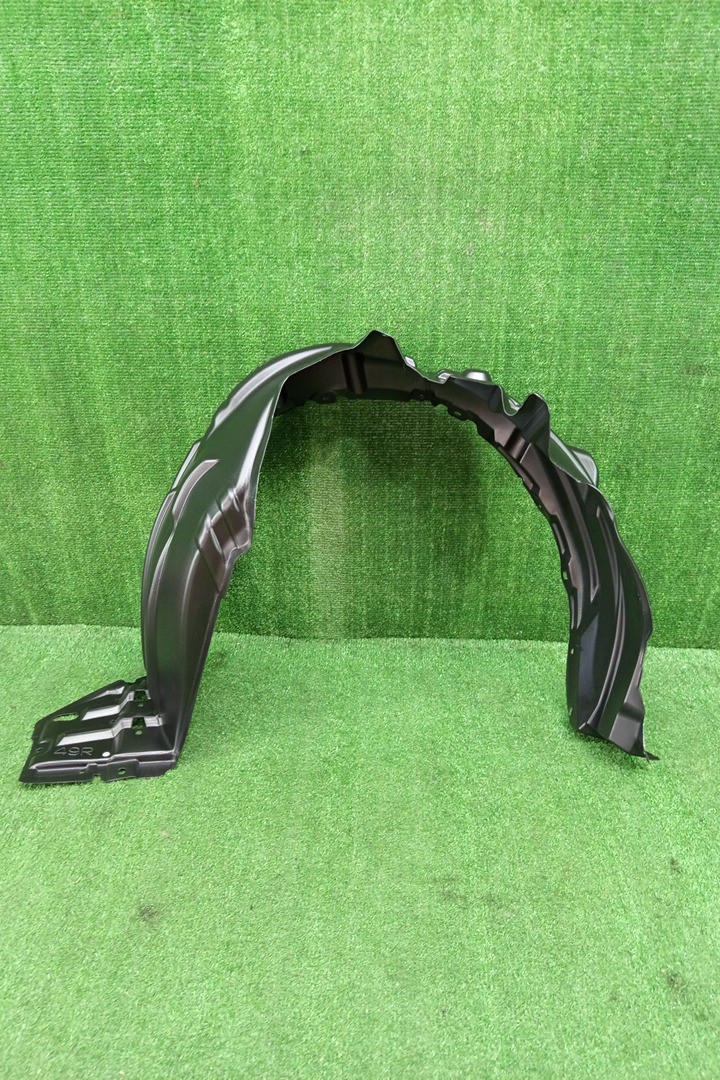 Защита под крыло правая передняя TOYOTA AQUA MXPK10 53875-52550 1 ракурс