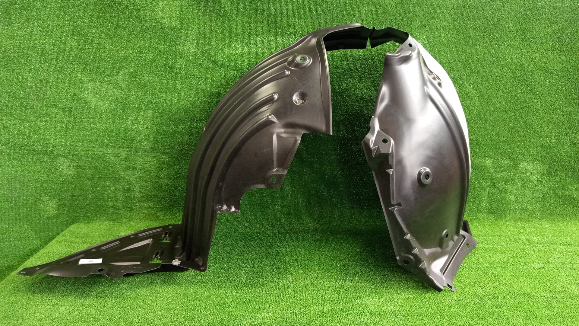 Защита под крыло правая передняя MAZDA CX-9 TC TK48-56-130B 2 ракурс