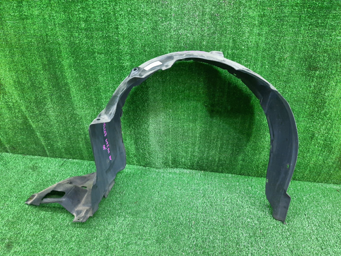 Защита под крыло правая передняя TOYOTA AXIO, COROLLA FIELDER, COROLLA  AXIO, FIELDER NZE141, NZE144, ZRE142, ZRE144, ZRE144G, ZRE142G, NZE144G, NZE141G 53875-12440 1 ракурс