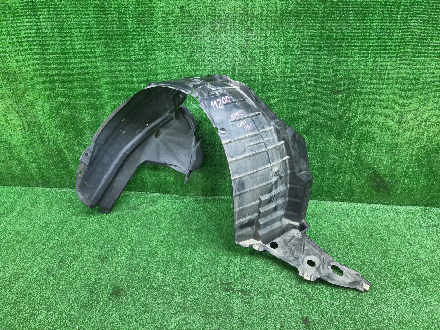 Защита под крыло правая передняя NISSAN TEANA TNJ32, PJ32, J32 63842-JN21A 1 ракурс