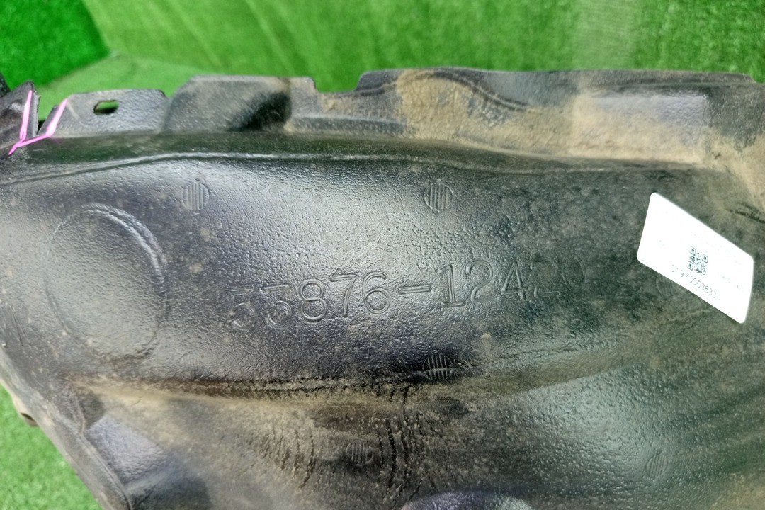 Защита под крыло левая передняя TOYOTA AXIO, COROLLA FIELDER, COROLLA  AXIO, FIELDER NZE141, NZE144, ZRE142, ZRE144, ZRE144G, ZRE142G, NZE144G, NZE141G 53876-12420 3 ракурс