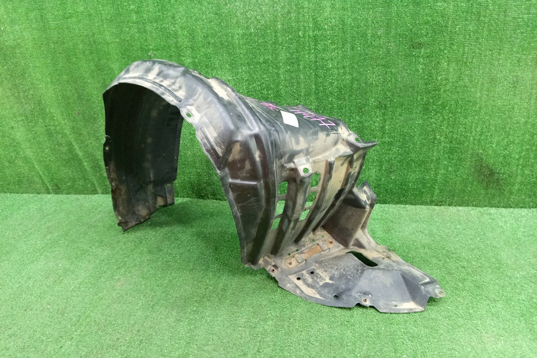 Защита под крыло правая передняя TOYOTA CELICA ZZT231 53875-20350 1 ракурс