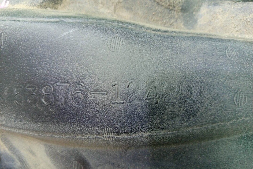 Защита под крыло левая передняя TOYOTA AXIO, COROLLA FIELDER, COROLLA  AXIO, FIELDER NZE141, NZE144, ZRE142, ZRE144, ZRE144G, ZRE142G, NZE144G, NZE141G 53876-12420 4 ракурс