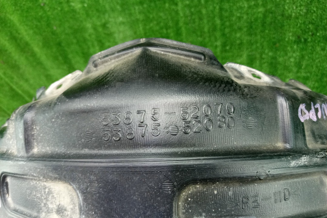 Защита под крыло правая передняя TOYOTA PROBOX NCP51V, NCP58G, NCP55V, NCP50V, NCP59G, NLP51 53875-52070 3 ракурс