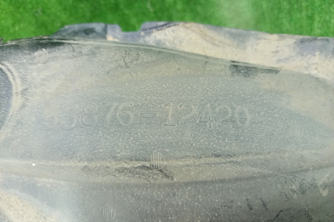 Защита под крыло левая передняя TOYOTA AXIO, COROLLA FIELDER, COROLLA  AXIO, FIELDER NZE141, NZE144, ZRE142, ZRE144, ZRE144G, ZRE142G, NZE144G, NZE141G 53876-12420 2 ракурс