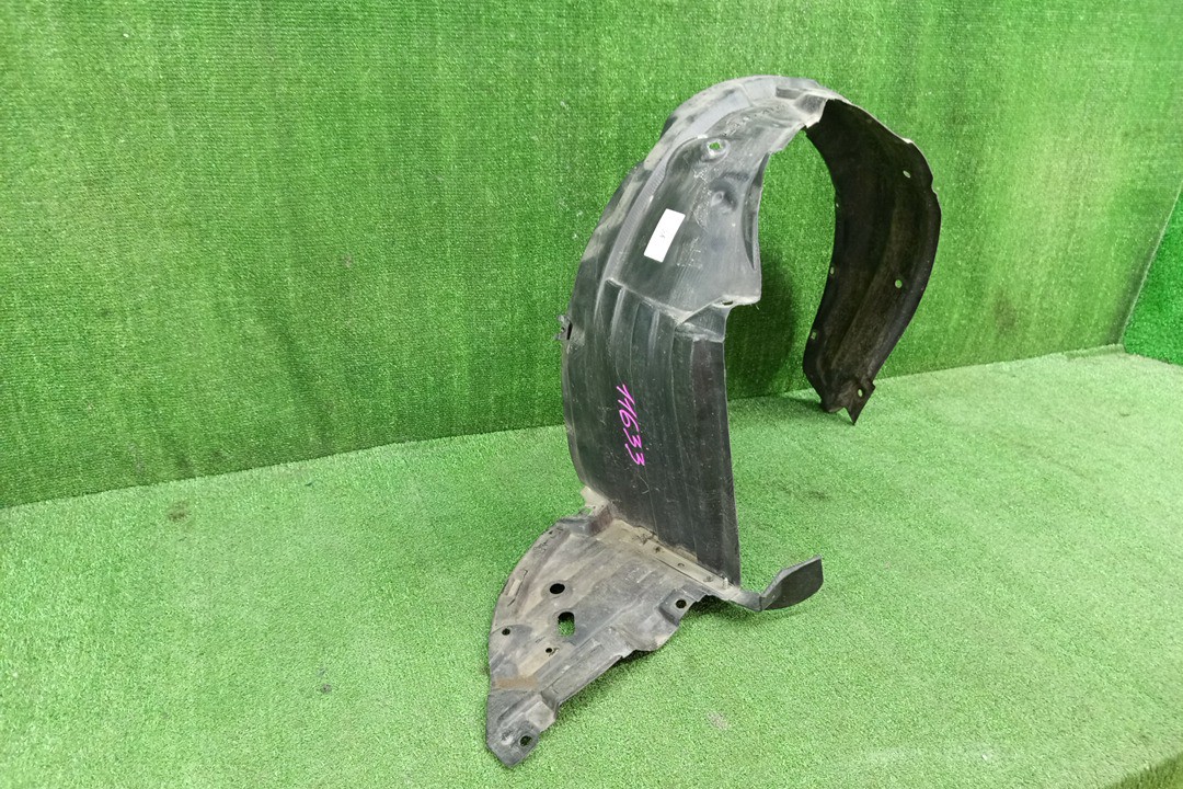 Защита под крыло правая передняя TOYOTA PREMIO, ALLION ZRT265, ZRT260, NZT260, ZRT261 53875-20370 1 ракурс