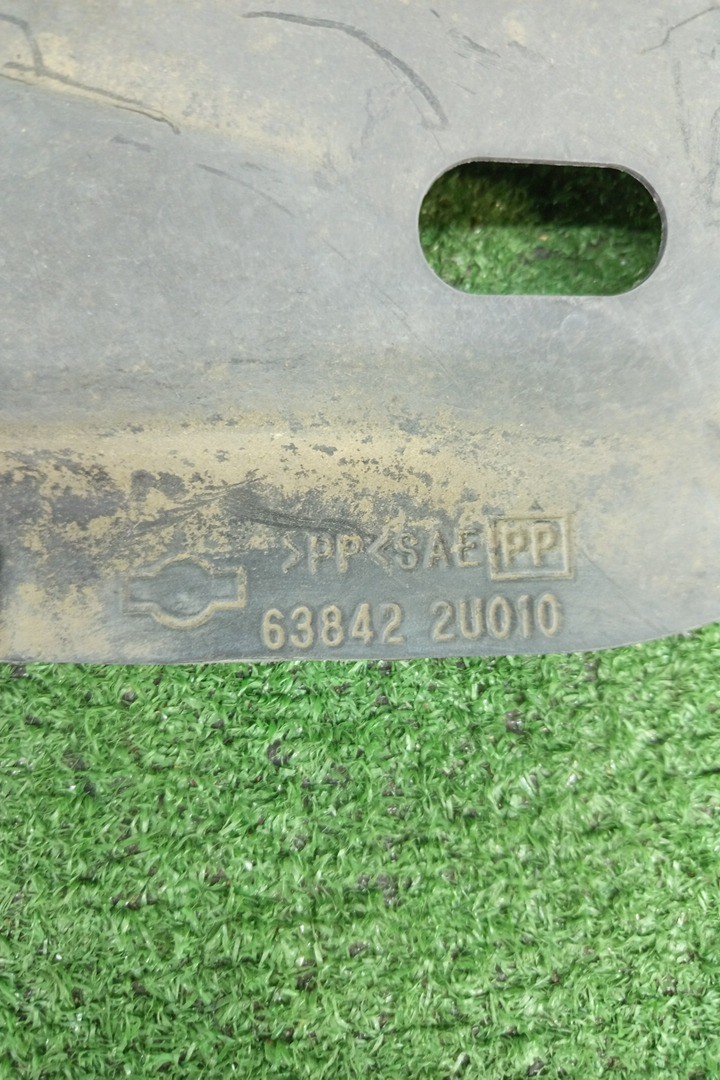 Защита под крыло правая передняя NISSAN CUBE Z10 63842-24010 2 ракурс
