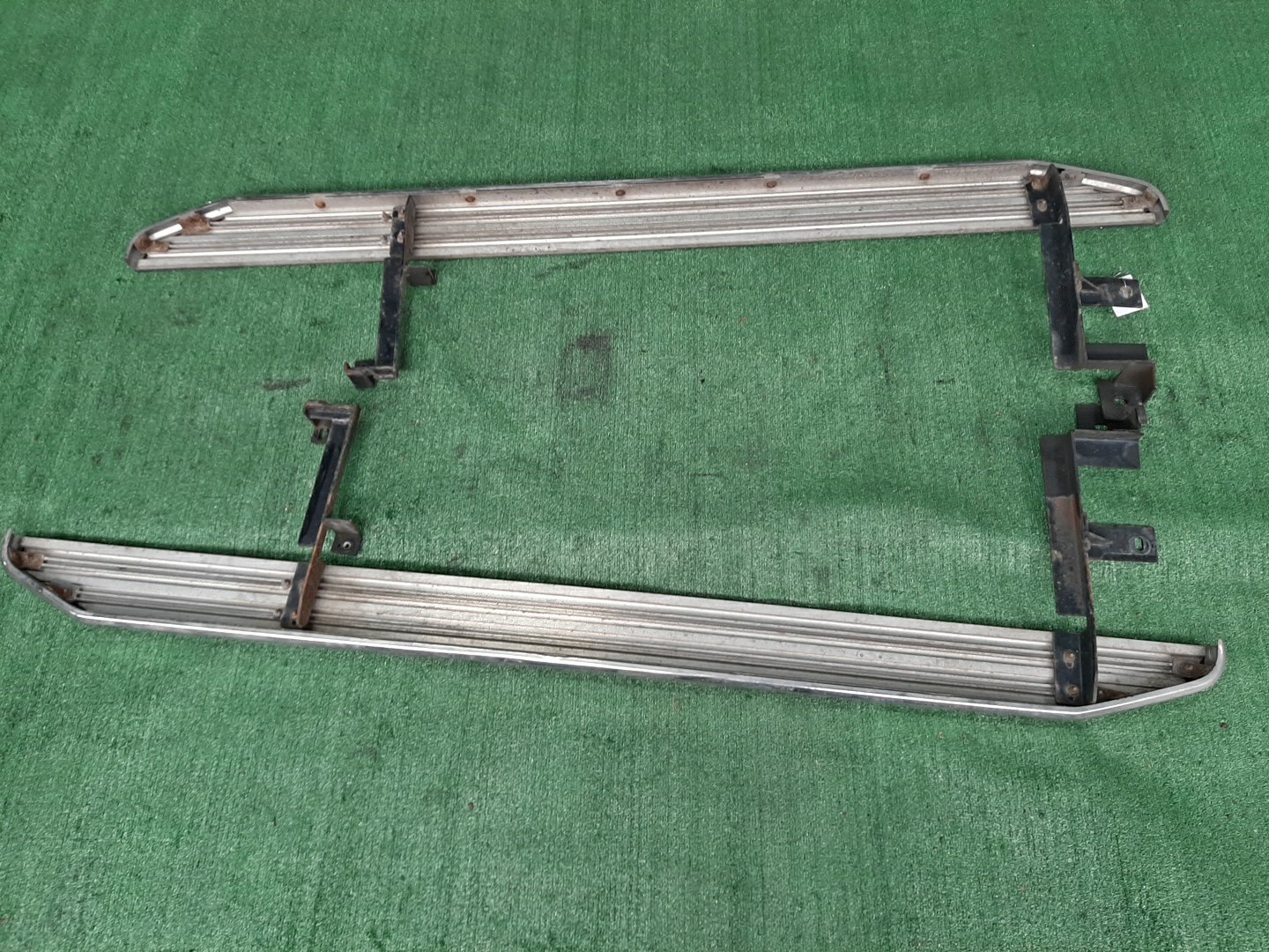 Подножка VOLKSWAGEN TOUAREG 7L6 2 ракурс