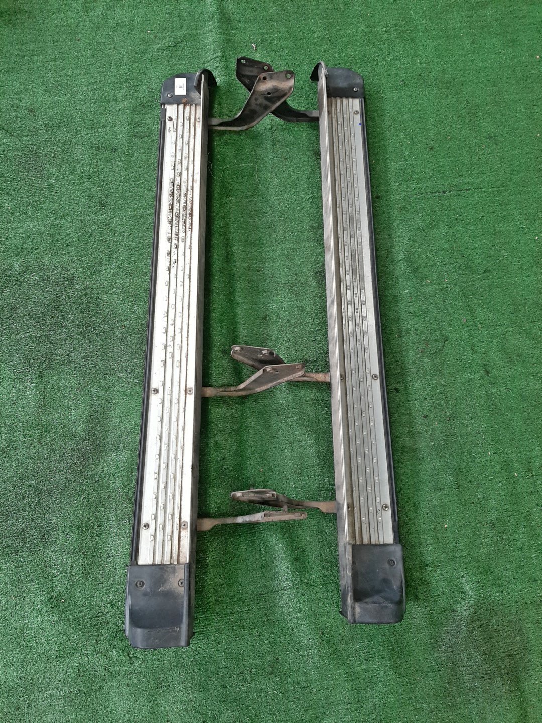 Подножка левая TOYOTA LAND CRUISER PRADO KDJ90W 1 ракурс