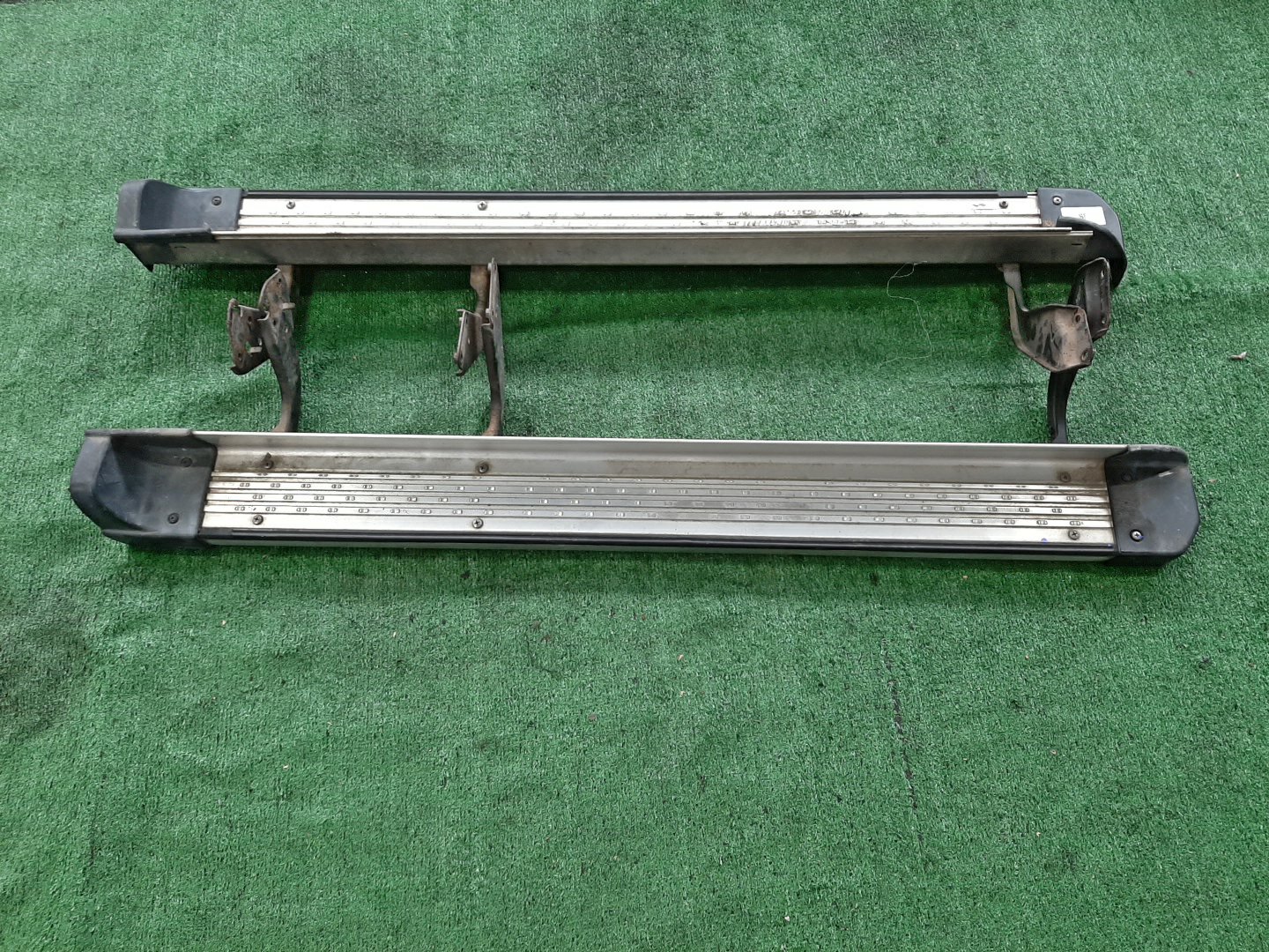 Подножка левая TOYOTA LAND CRUISER PRADO KDJ90W 2 ракурс