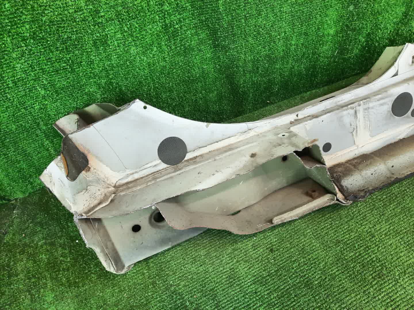 Порог левый NISSAN LAUREL HC35 5 ракурс Порог левый NISSAN LAUREL HC35 5 ракурс