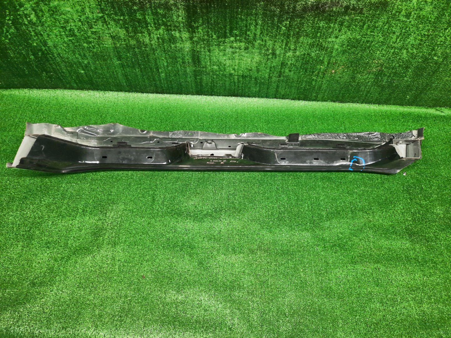 Порог правый DAIHATSU BE-GO J200G 2827 4 ракурс