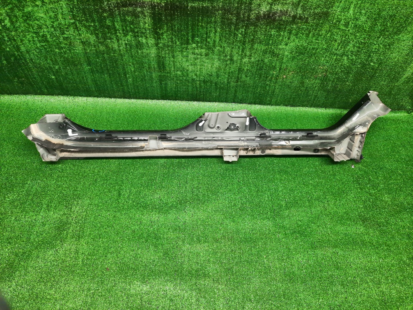 Порог правый DAIHATSU BE-GO J200G 2827 5 ракурс