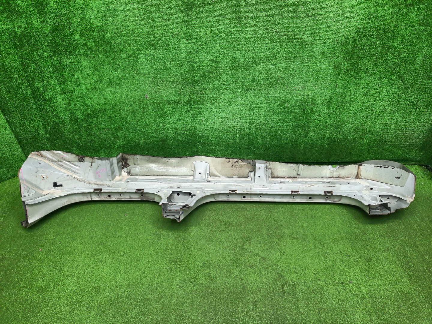 Порог правый TOYOTA MARK II GX90 948 2 ракурс