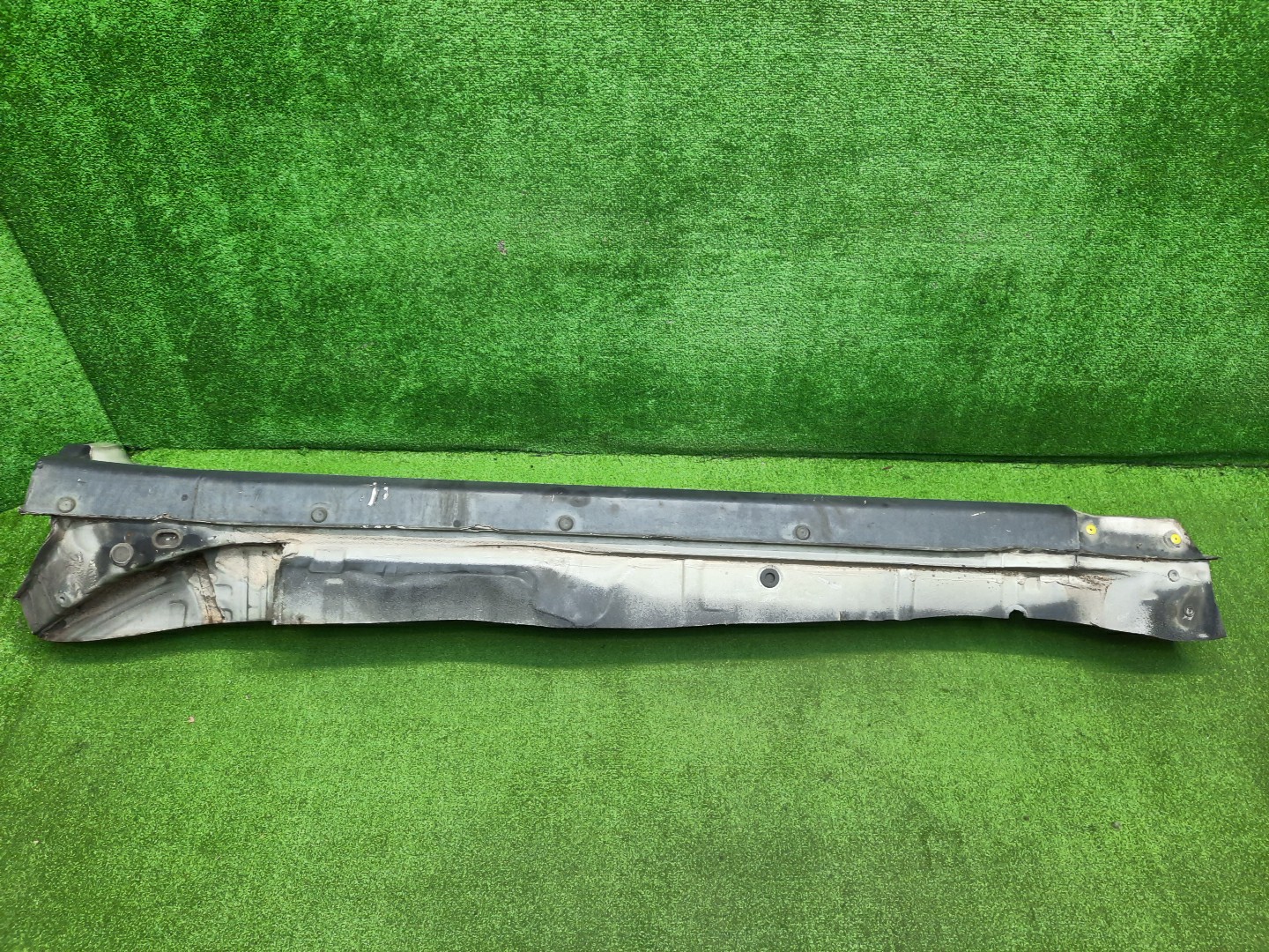 Порог правый TOYOTA MARK II GX90 948 3 ракурс