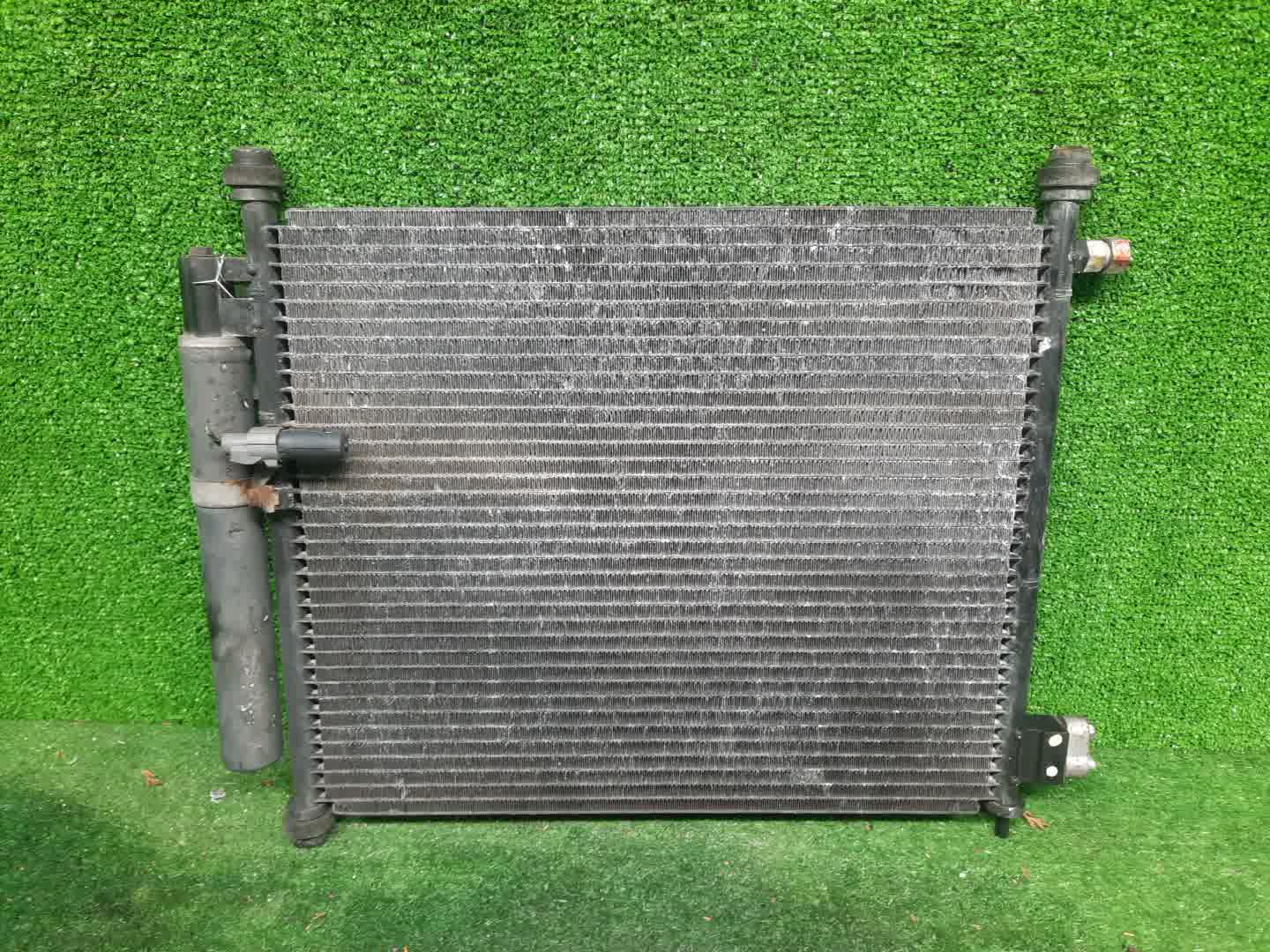 Радиатор кондиционера HONDA N-BOX JF1 S07A 0066 2 ракурс