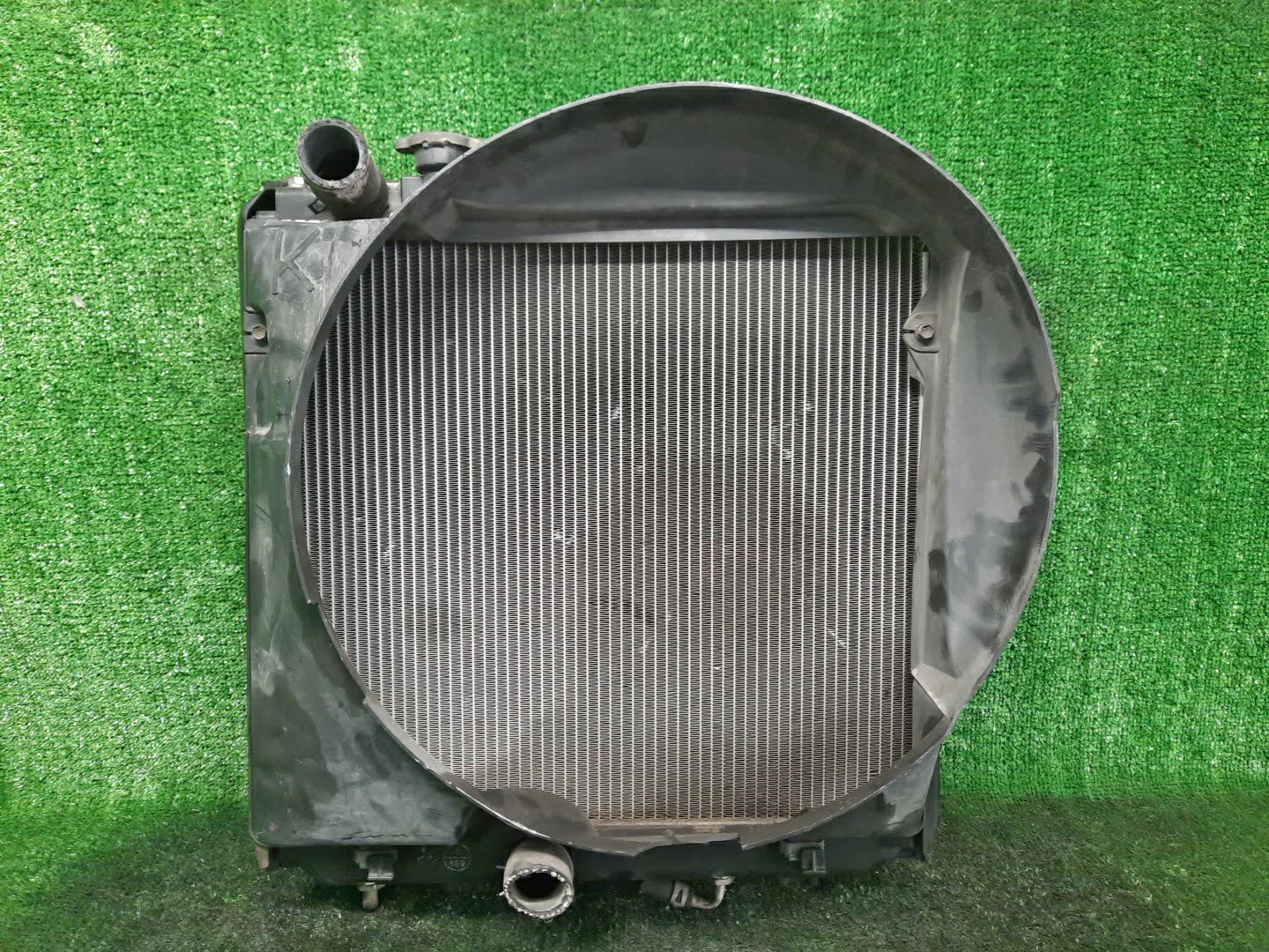 Радиатор основной TOYOTA TOYOACE KDY230 2KD-FTV 9109 1 ракурс