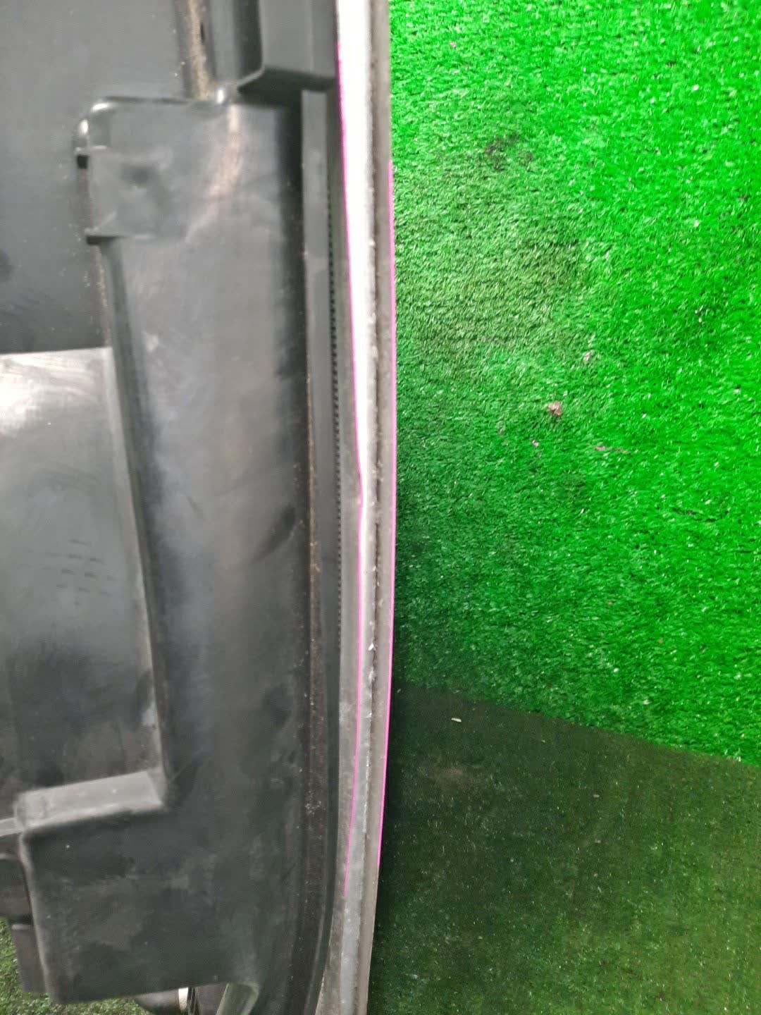 Радиатор основной NISSAN ELGRAND E51 VQ35DE 29214 3 ракурс