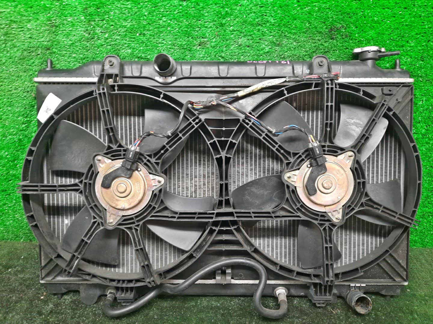 Радиатор основной NISSAN TEANA J31 VQ23DE 29315 1 ракурс
