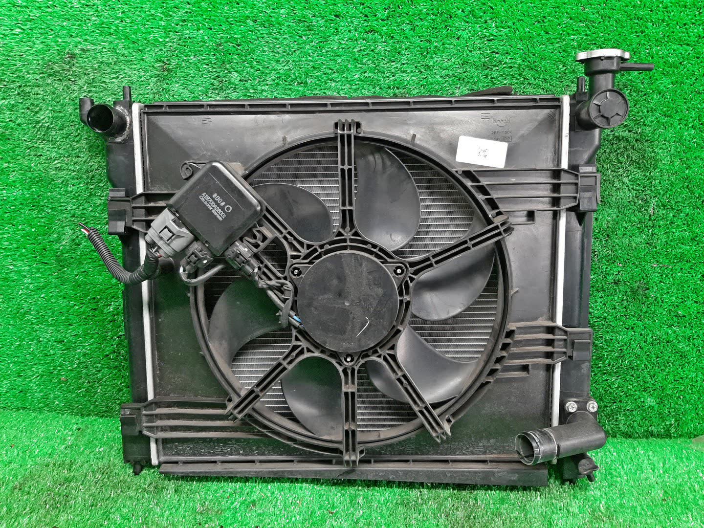 Радиатор основной NISSAN LAFESTA B30 MR20DE 29745 1 ракурс Радиатор основной NISSAN LAFESTA B30 MR20DE 29745 1 ракурс