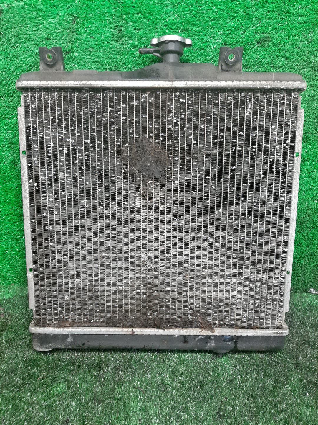 Радиатор основной MITSUBISHI PAJERO MINI H56A, H51A 4A30 31096 2 ракурс