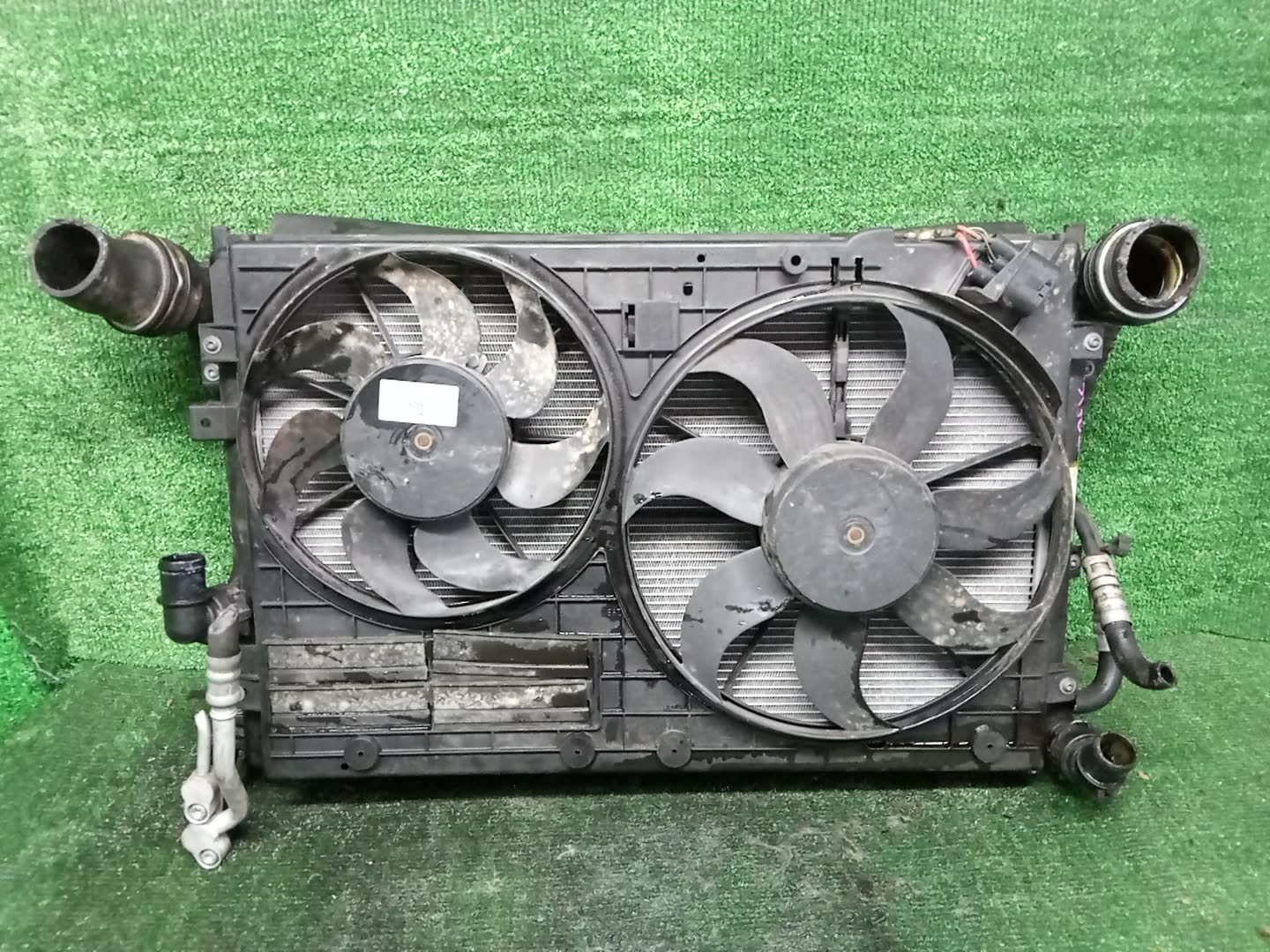 Радиатор основной VOLKSWAGEN TIGUAN 5N1 CAWA 5N0121253M 1 ракурс