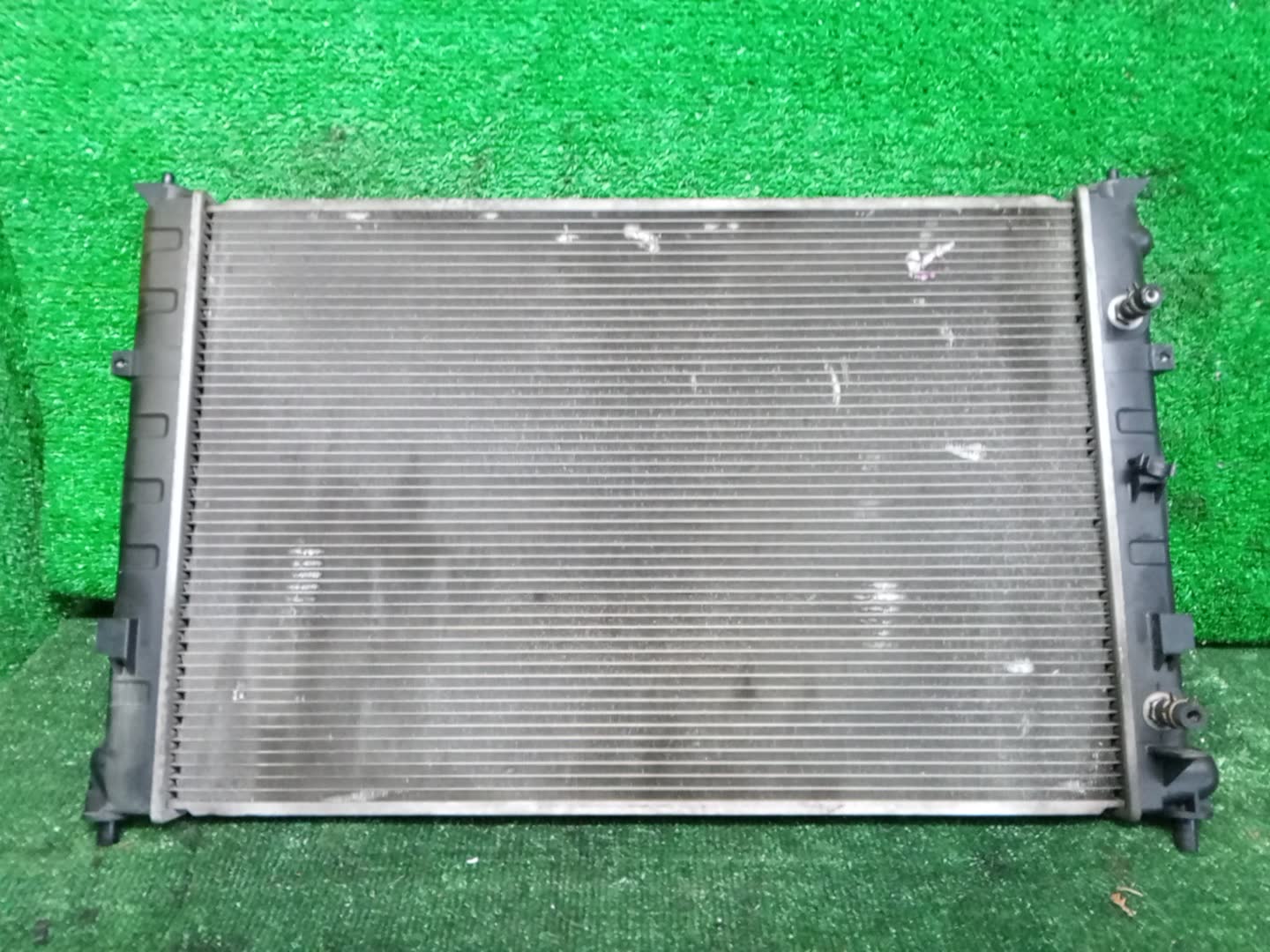 Радиатор основной MAZDA MPV LW5W GY 32200 4 ракурс