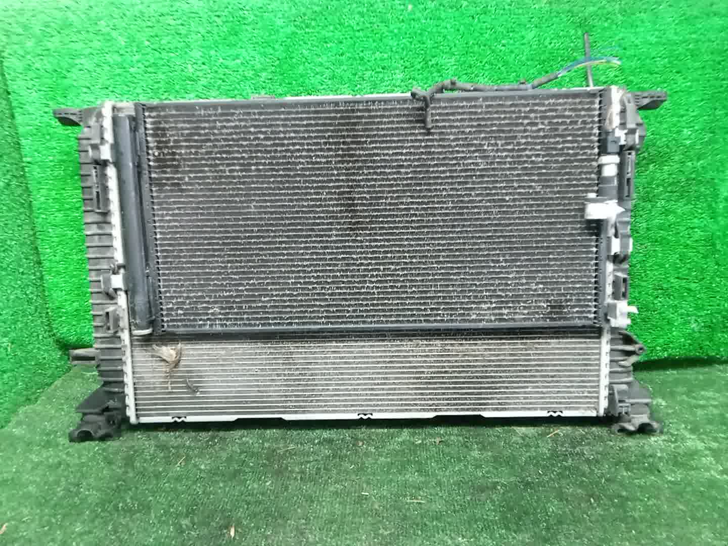 Радиатор основной AUDI A4 8K2, B8, 8K5 CDN 32286 2 ракурс