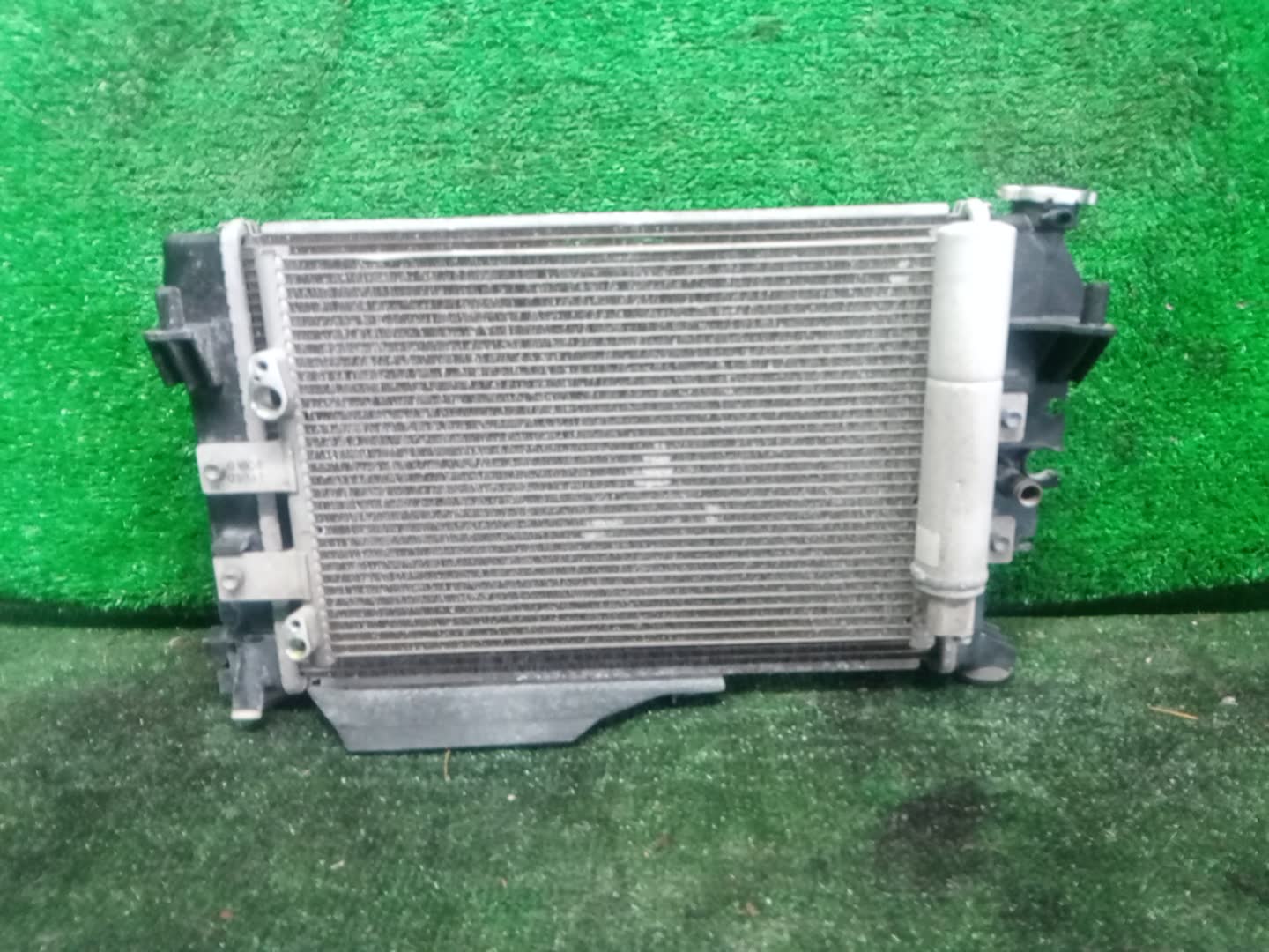 Радиатор основной DAIHATSU HIJET TRUCK, PIXIS TRUCK, SAMBAR TRUCK, HIJET S500P, S510P, S500U, S510U, S510J, S500J KF, KF-VE 32370 2 ракурс