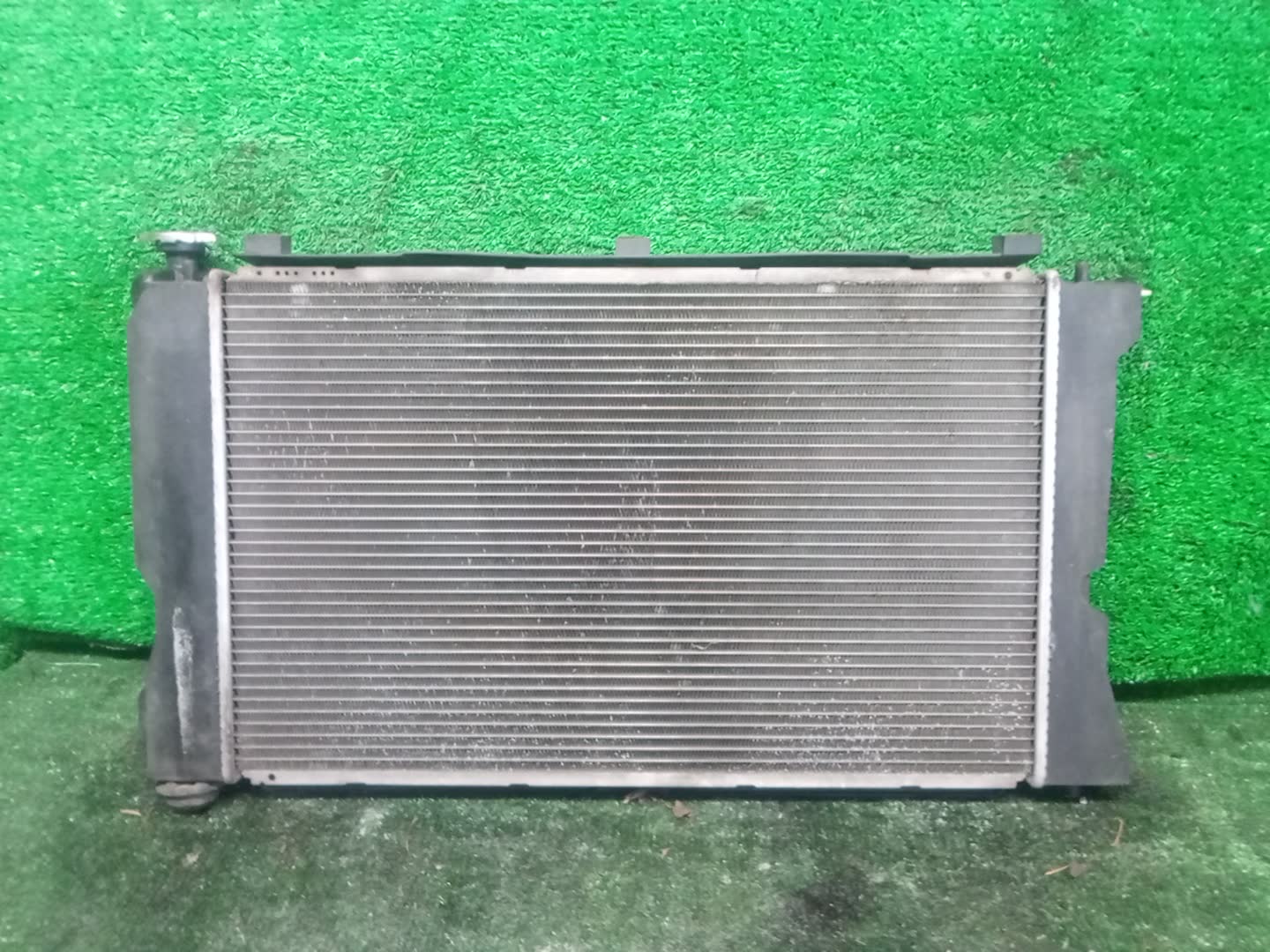 Радиатор основной TOYOTA AVENSIS ZZT251, AZT250, AZT255, AZT251 1AZ-FSE 32392 2 ракурс