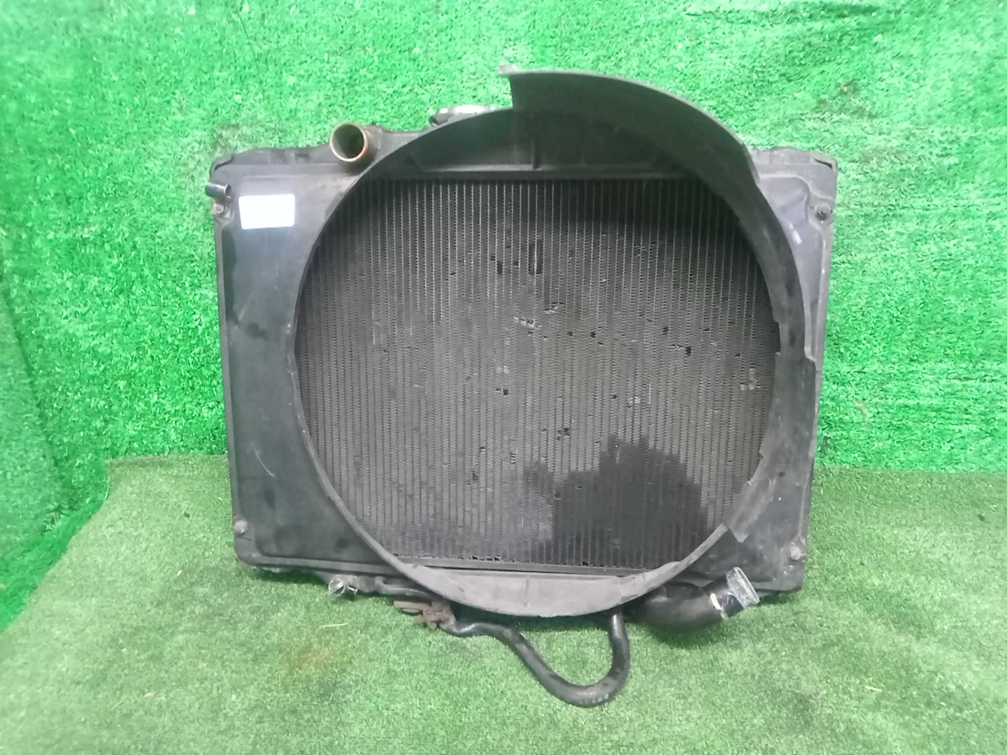 Радиатор основной MITSUBISHI DELICA P35W, P17V, P25W, P03W, P07V, P05W, P02V, P24W, P15W, P25V, P27V 4D56T 32844 1 ракурс