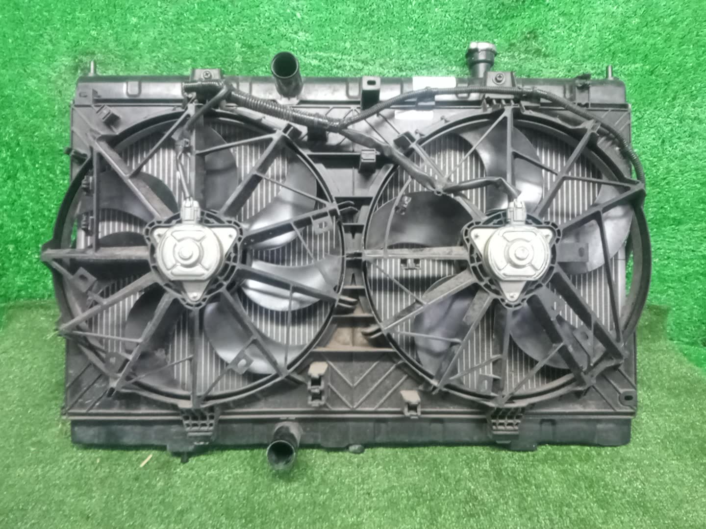 Радиатор основной NISSAN X-TRAIL T32 MR20DD 32855 1 ракурс