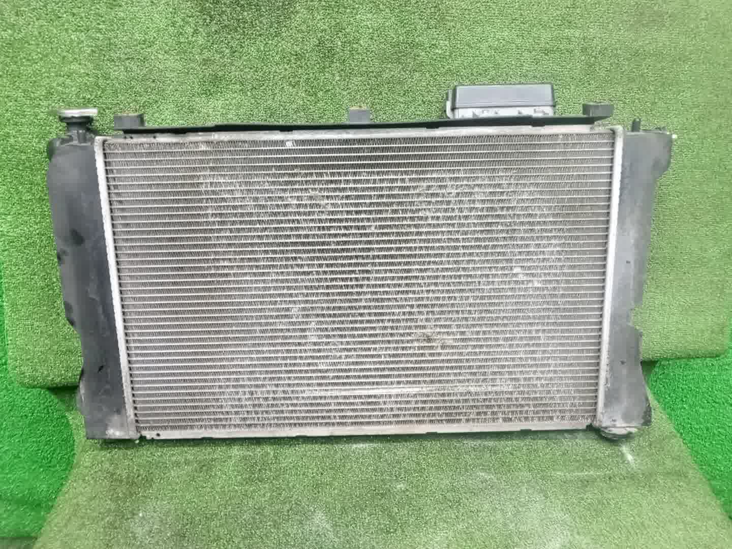 Радиатор основной TOYOTA AVENSIS ZZT251, AZT250, AZT255, AZT251 2AZ-FSE 33024 2 ракурс