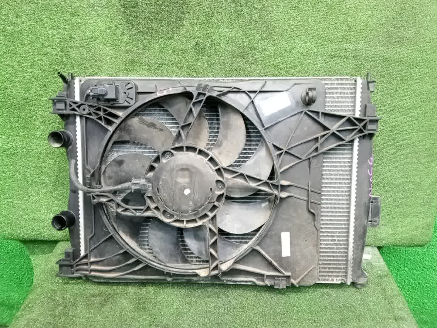 Радиатор основной NISSAN DUALIS J10, KNJ10, KJ10, NJ10 MR20DE 33040 1 ракурс