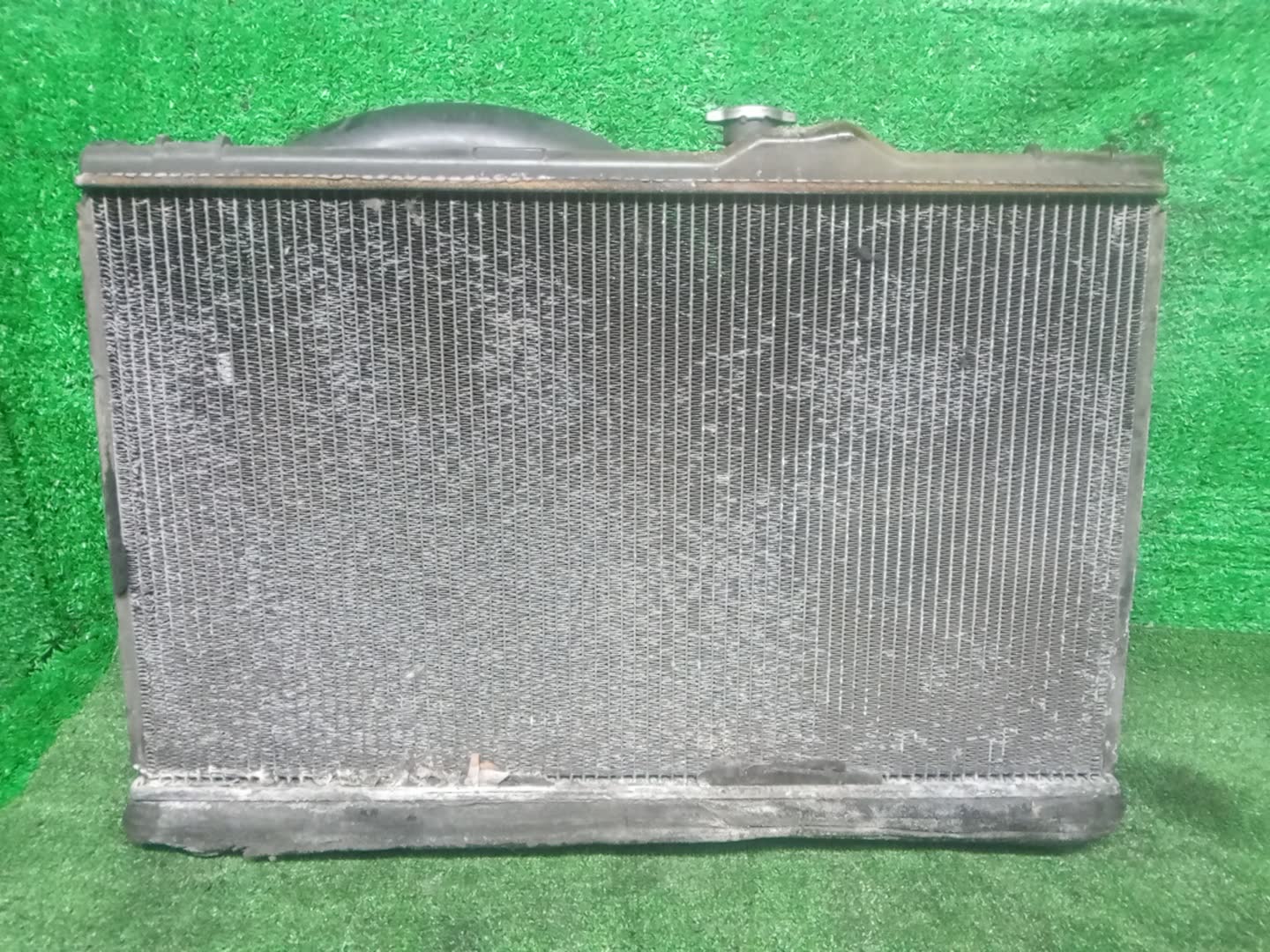 Радиатор основной TOYOTA PROGRES JCG10, JCG11, JCG15 1JZ-GE 33145 3 ракурс