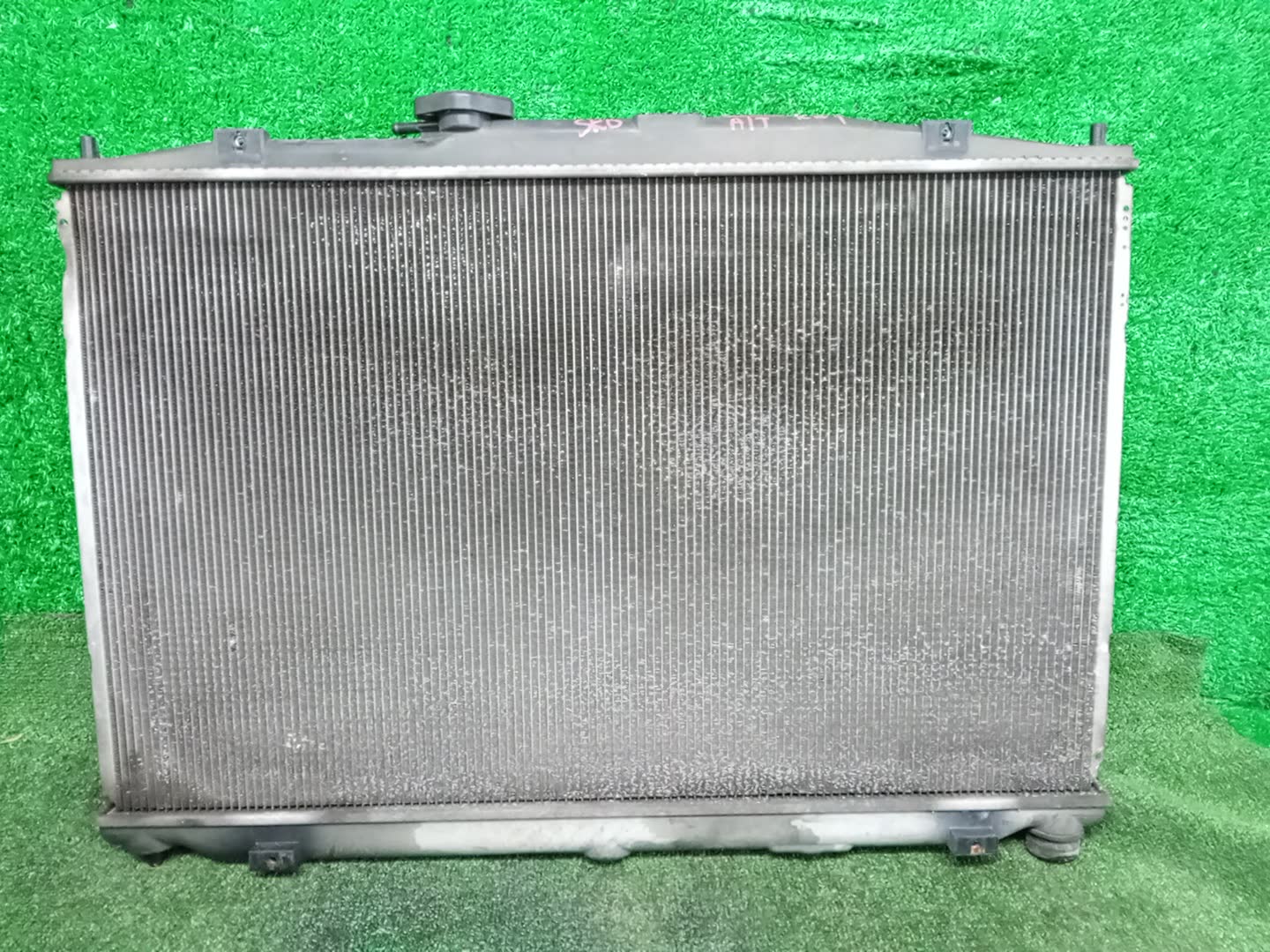 Радиатор основной HONDA ELYSION RR1 K24A 33210 2 ракурс